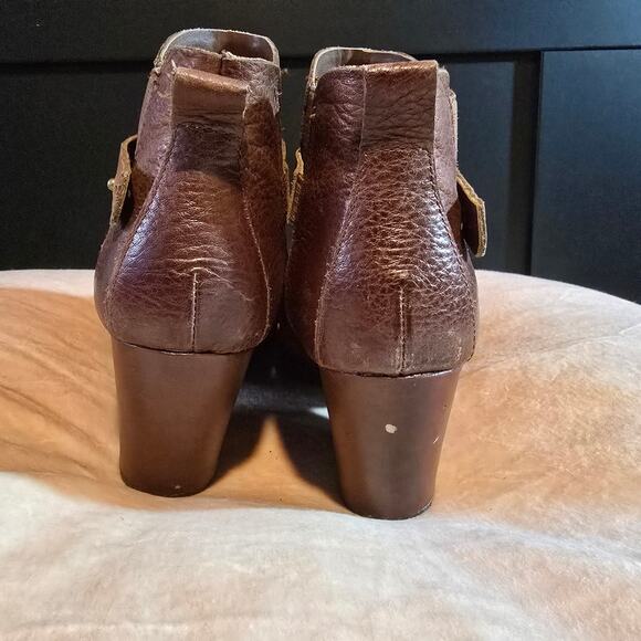 Korks by Kork-Ease brown chunky heel strap leather ankle boots booties size 9.5 - Picture 2 of 12